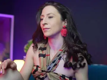 RubyRya  live sex cam