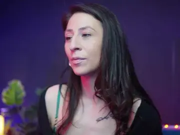 RubyRya  live sex cam