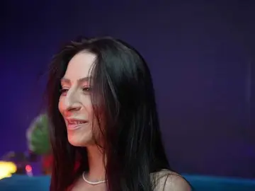 RubyRya  live sex cam
