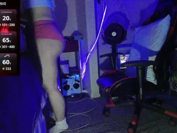 Bubblybubbles  live sex cam