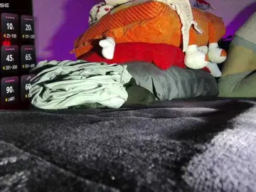 Bubblybubbles  live sex cam