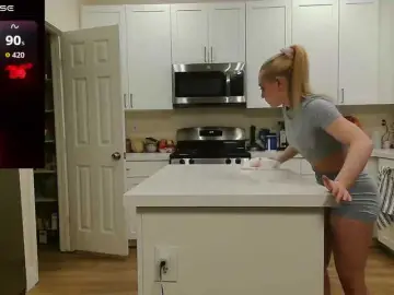 Bubblybubbles  live sex cam