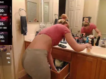 Bubblybubbles  live sex cam