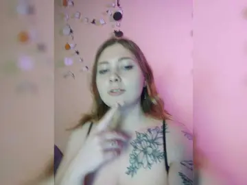 Foxyarty  live sex cam