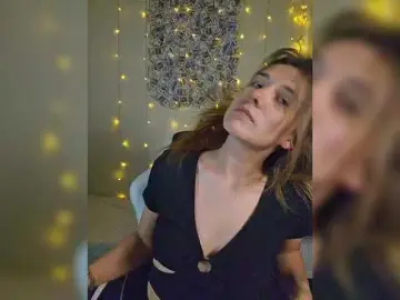Girlplan  live sex cam