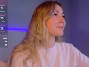 LunaXBaddie  live sex cam