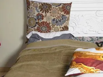 Lunarluxe  live sex cam