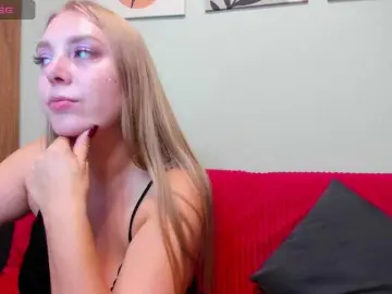 Malina2012  live sex cam