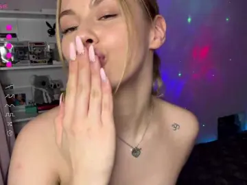 ShyElisa  live sex cam