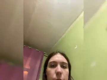 Efiaado999  live sex cam