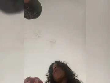 Sweetprincez  live sex cam