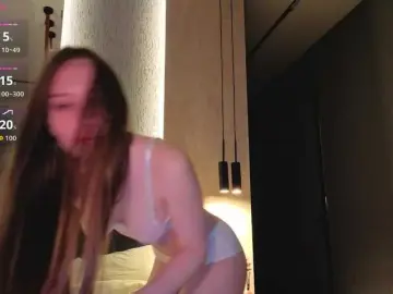 Alllura  live sex cam