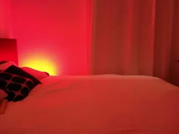 MilaFlame  live sex cam