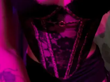 MilaFlame  live sex cam