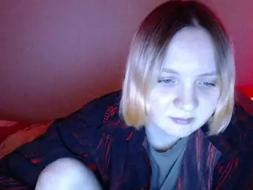 MilayaEvochka  live sex cam