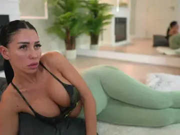 MyaBlack  live sex cam