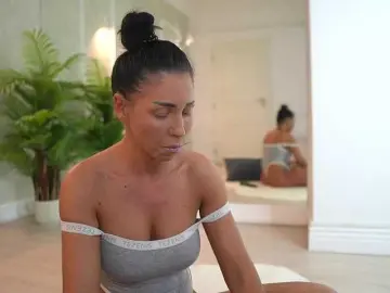 MyaBlack  live sex cam