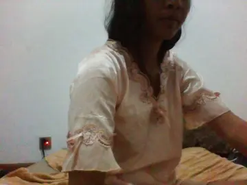 PrettyLie  live sex cam