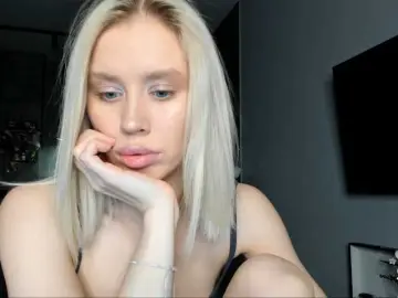 Sunlovv  live sex cam