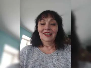 Asya18  live sex cam