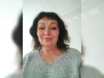 Asya18  live sex cam