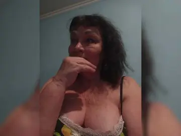 Asya18  live sex cam