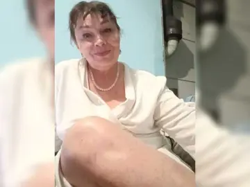 Asya18  live sex cam