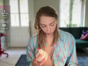 AnnaDarko  live sex cam