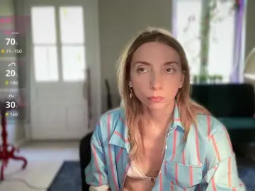 AnnaDarko  live sex cam