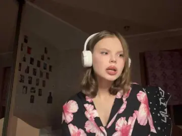BreannTolbert  live sex cam