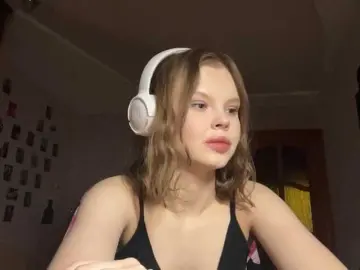 BreannTolbert  live sex cam