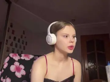 BreannTolbert  live sex cam