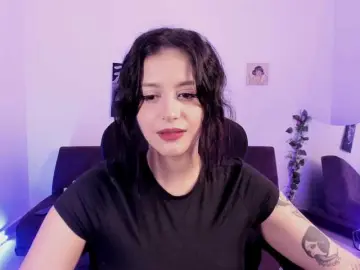 Lizzy-c-e-e  live sex cam