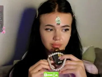 Lola-Lush  live sex cam