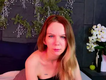 OpheliaVyx  live sex cam