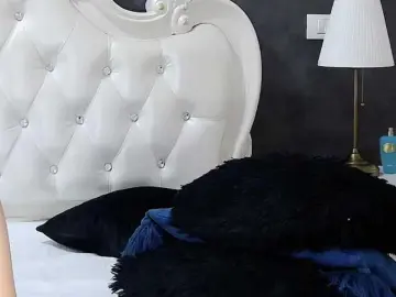 SerenaBFF  live sex cam