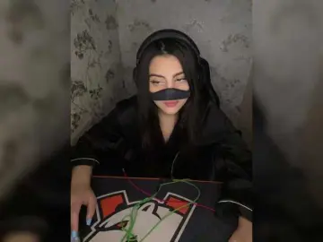 Aloeloea  live sex cam