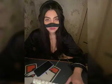 Aloeloea  live sex cam