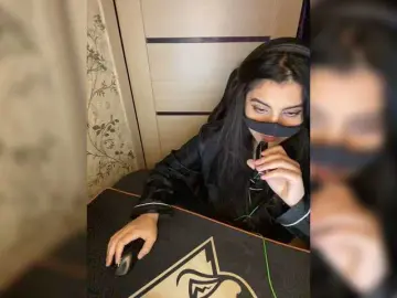Aloeloea  live sex cam