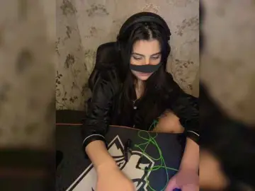 Aloeloea  live sex cam
