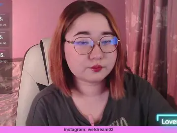 Peach-girl  live sex cam