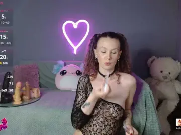 BeaDoll  live sex cam