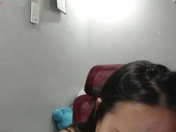 BubbleButtPinay  live sex cam