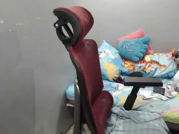 BubbleButtPinay  live sex cam