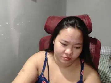 BubbleButtPinay  live sex cam