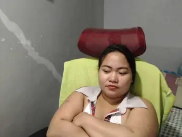 BubbleButtPinay  live sex cam