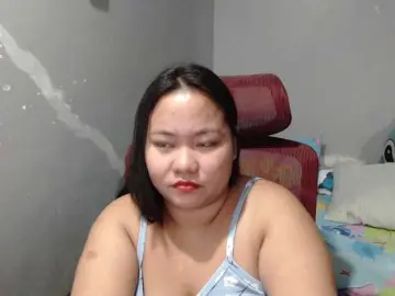 BubbleButtPinay  live sex cam