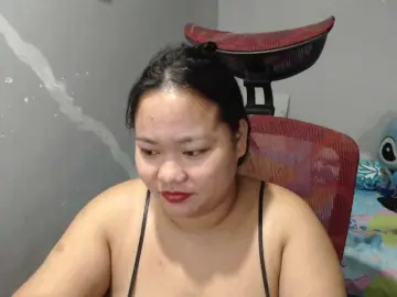 BubbleButtPinay  live sex cam