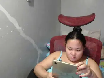 BubbleButtPinay  live sex cam