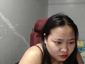 BubbleButtPinay  live sex cam